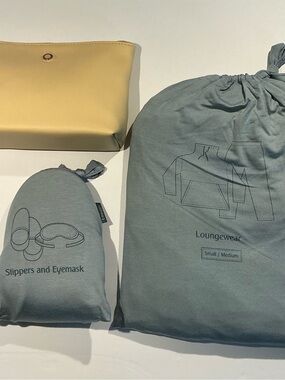 Emirates Business Class Loungewear Slippers & Eyemask Bulgari Amenity kit S/M